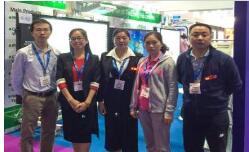 ç­çåºç¥æ¹ææå­¦2016 GESSè¿ªææè²è£å¤å±å®ç¾è½å¹